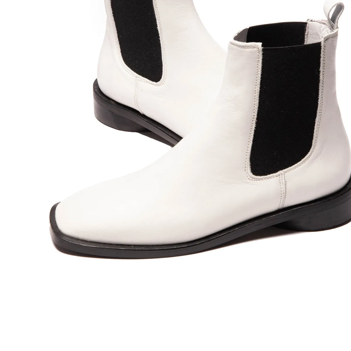 Durham White Leather