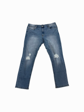 Knee Ripped Jean