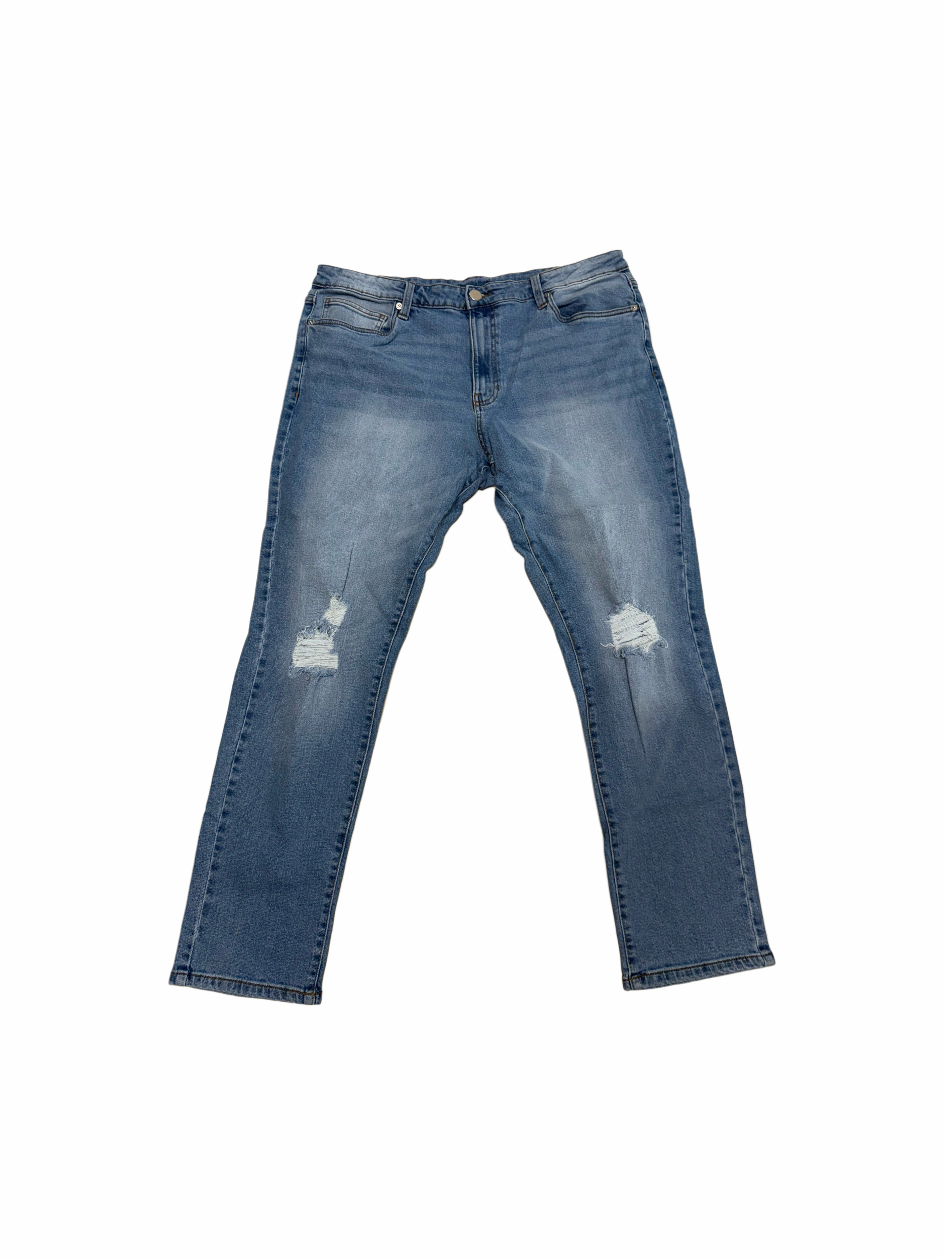 Knee Ripped Jean