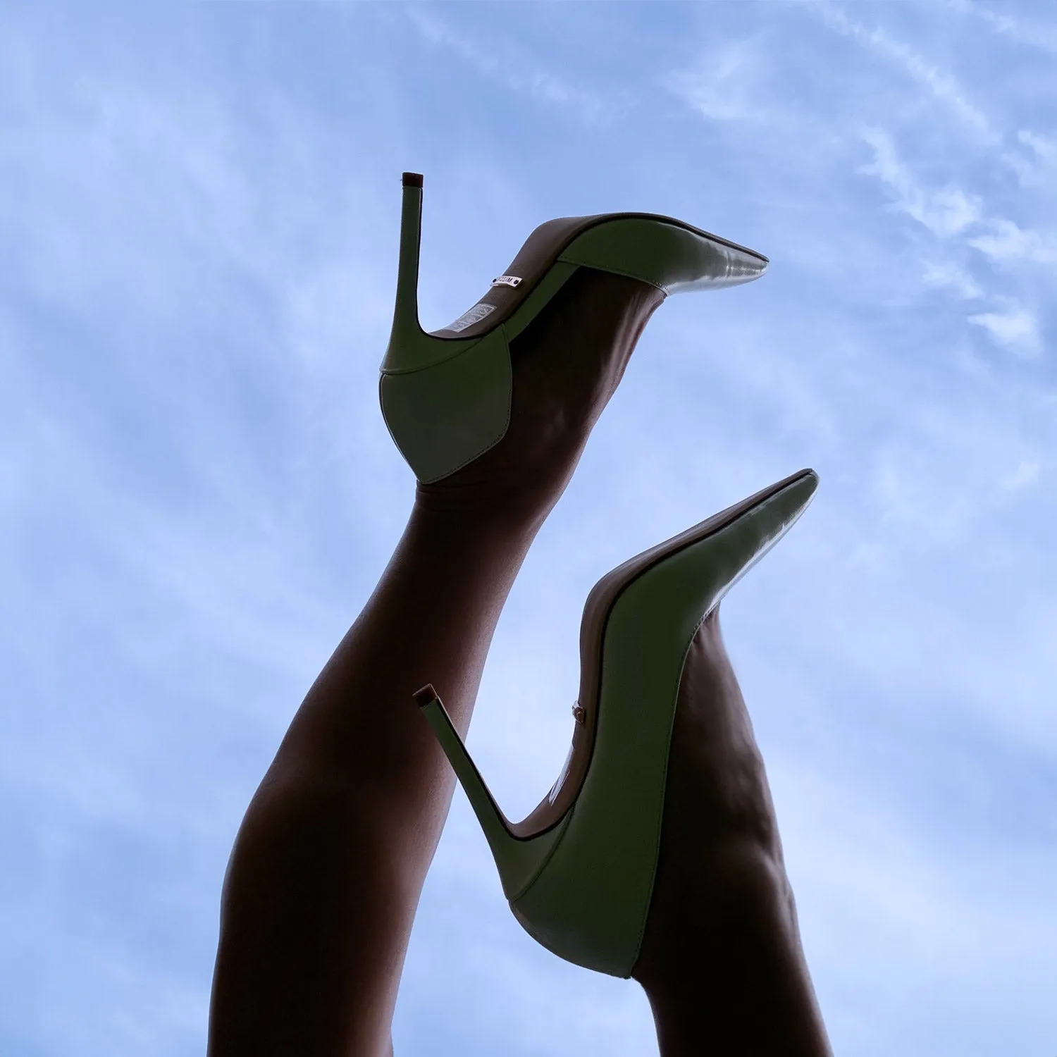 *LALITA WHITE  - d'orsay cut heels