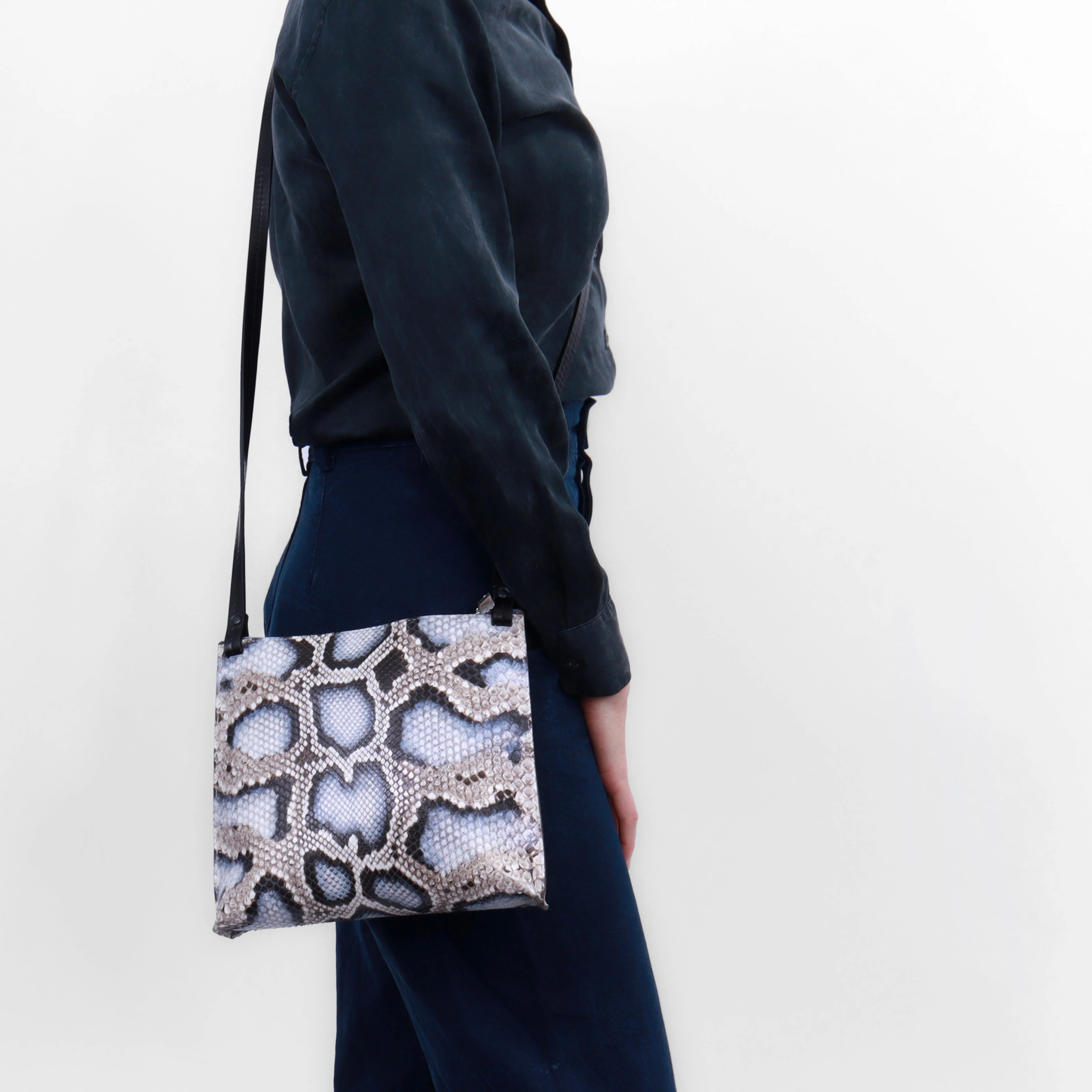 LARGE STRAPPY POUCH NATURAL PYTHON