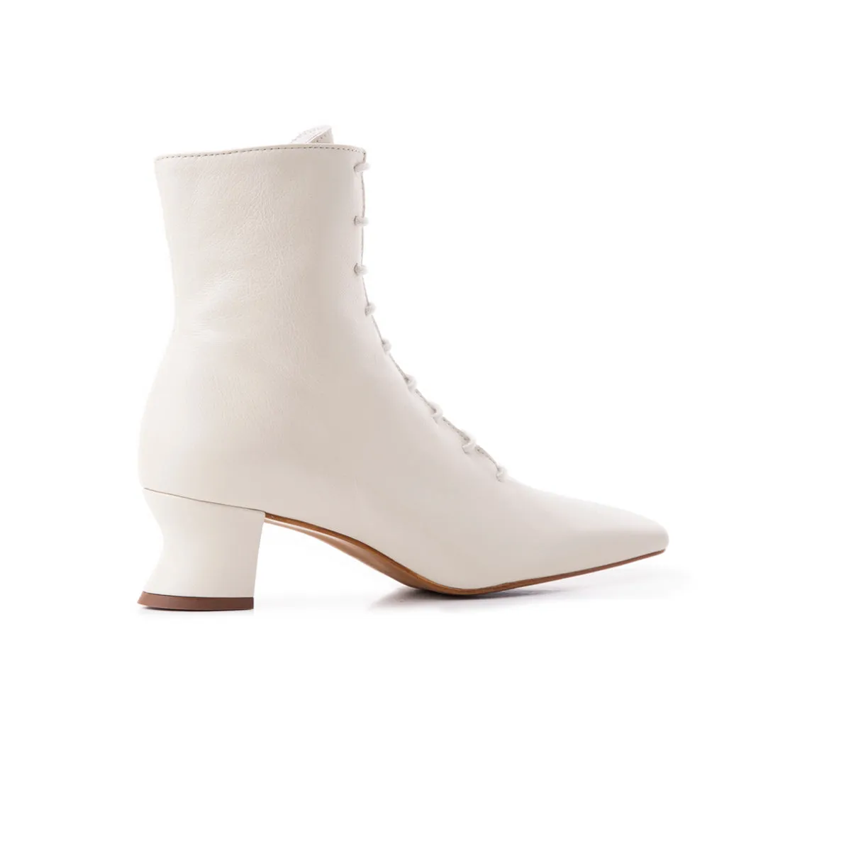 Trafalgar Off White Leather