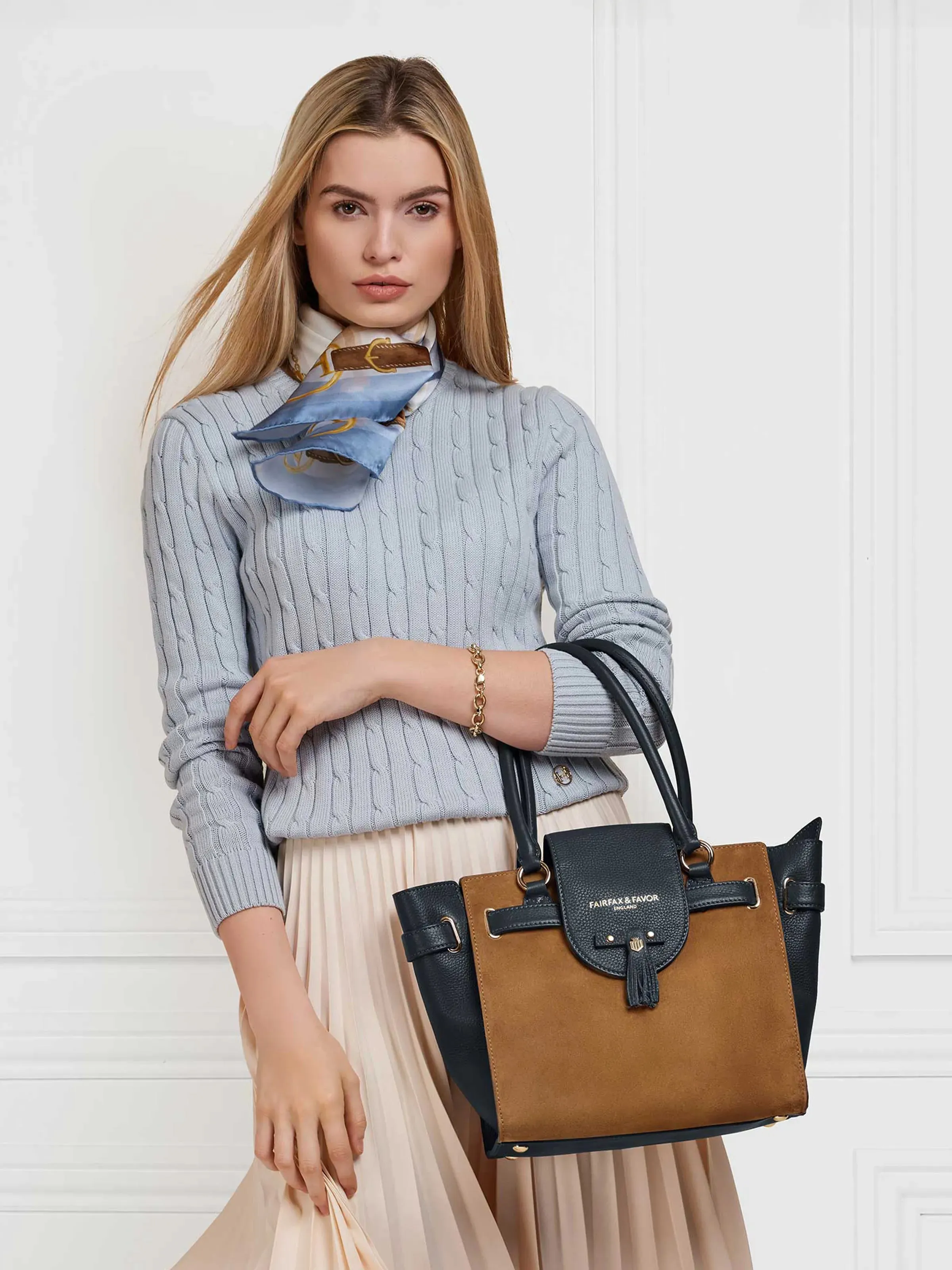 Windsor Tote - Tan & Navy